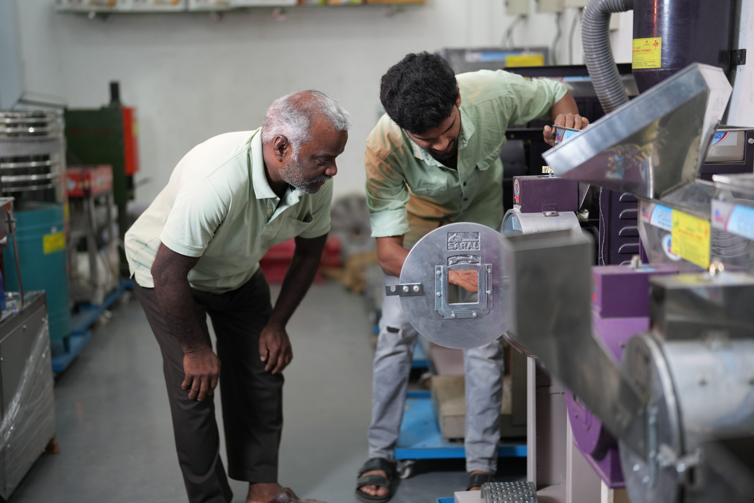 Saral Pulverizer Machine dealers Malaysia